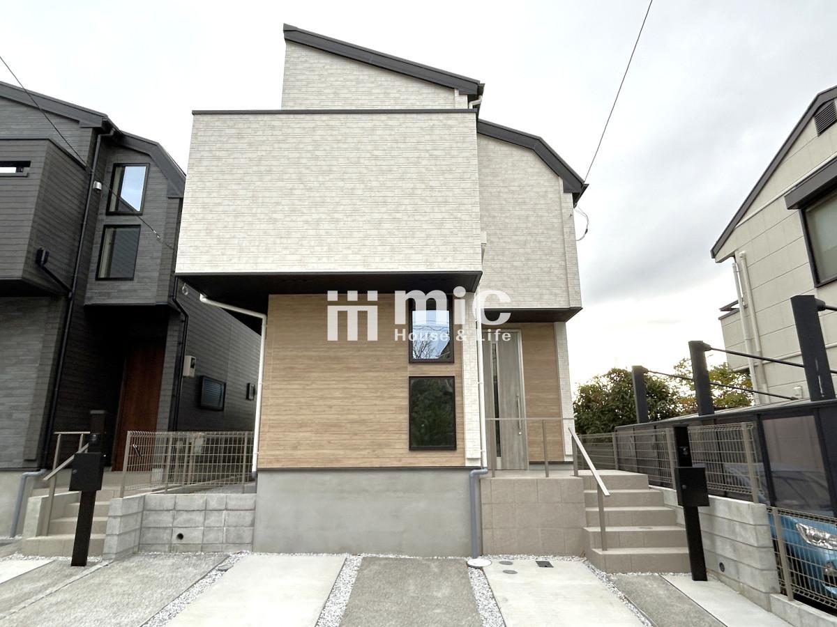 腰越1丁目新築戸建【2号棟】