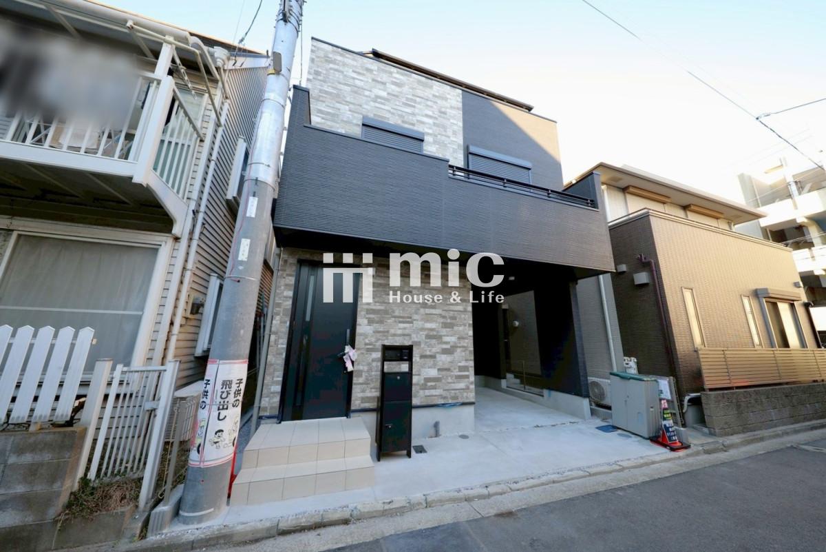 横浜市金沢区六浦東1丁目